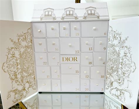 calendario do advento dior|montaigne dior advent calendar.